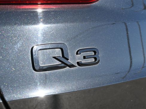 Certified 2022 Audi Q3 2.0T Premium Plus image 19