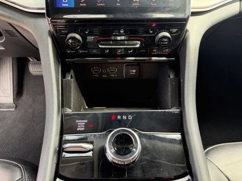 Used 2023 Jeep Grand Cherokee L Limited w/ Black Appearance Package AWD/4WD image 19