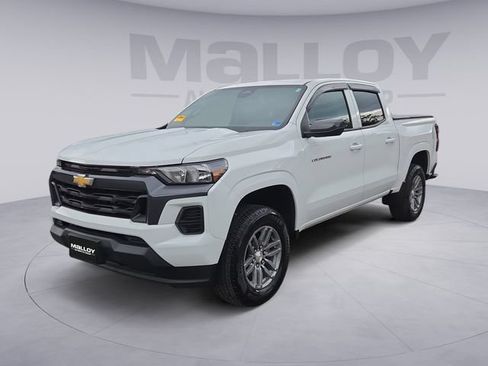 Certified 2025 Chevrolet Colorado LT RWD image 1