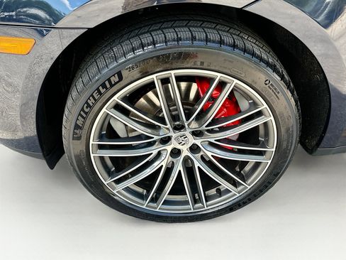 Used 2023 Porsche Macan S image 34