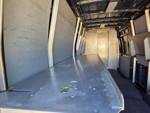 Used 2019 Mercedes-Benz Sprinter 170 image 37