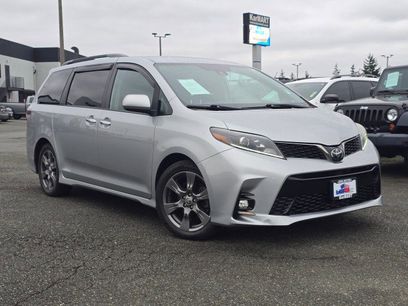 Used 2020 Toyota Sienna SE