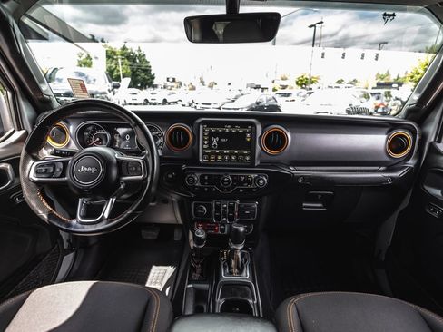 Used 2022 Jeep Gladiator Mojave w/ Trailer Tow Package AWD/4WD image 23
