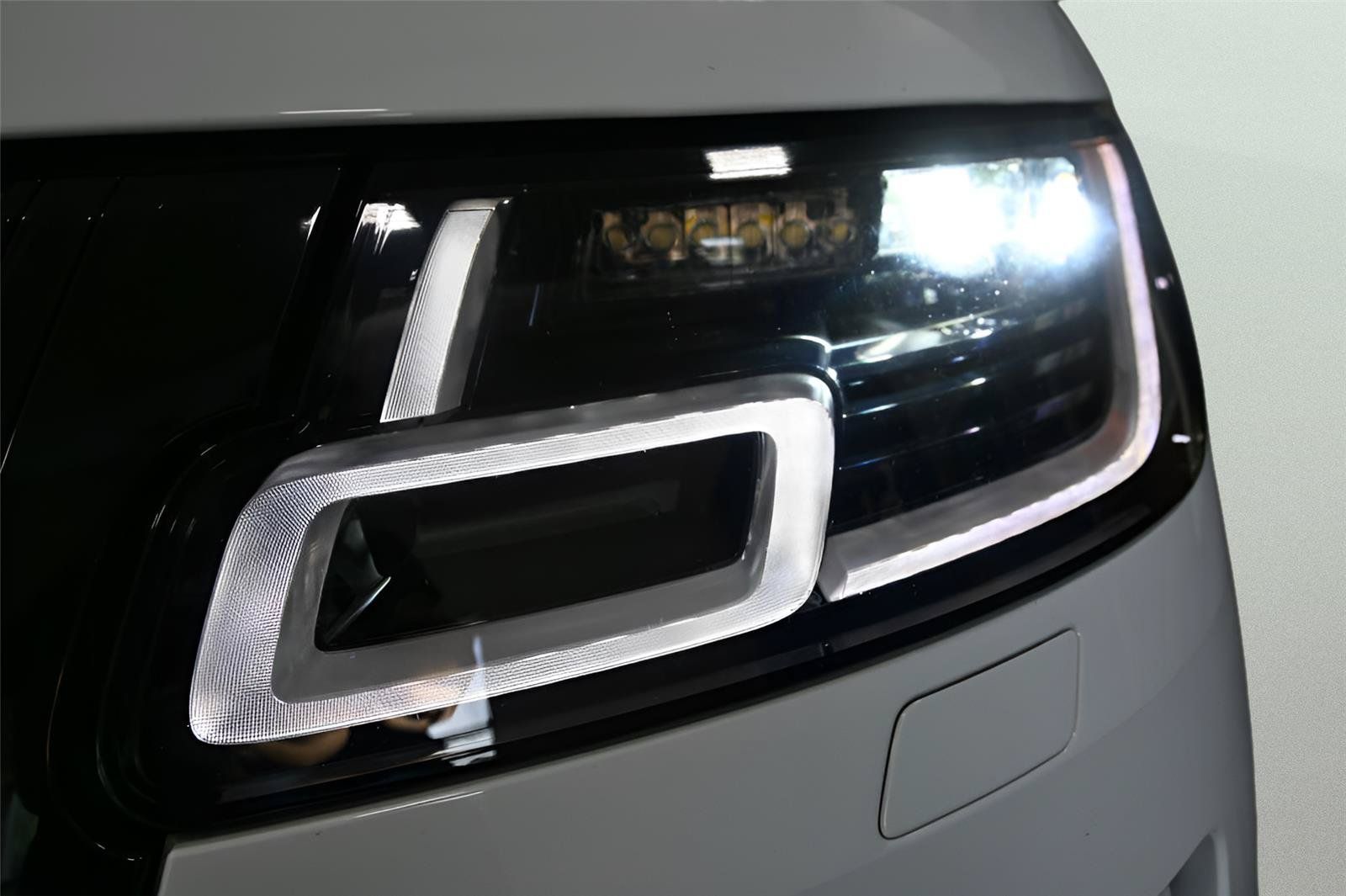Used 2021 Land Rover Range Rover Westminster Edition AWD/4WD image 36
