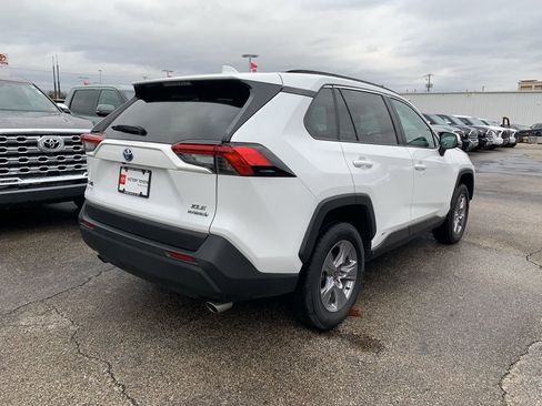 Used 2023 Toyota RAV4 XLE image 4