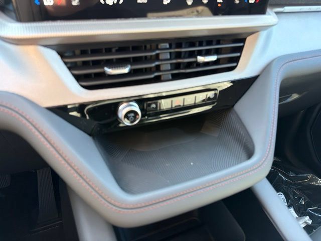 New 2027 Ford Explorer Active w/ Active Comfort Package AWD/4WD image 17