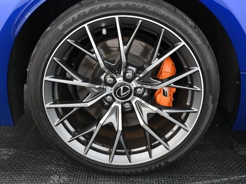 Used 2017 Lexus RC F w/ Performance Package RWD image 34