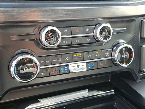 New 2025 Ford F250 Lariat w/ Lariat Ultimate Package image 9