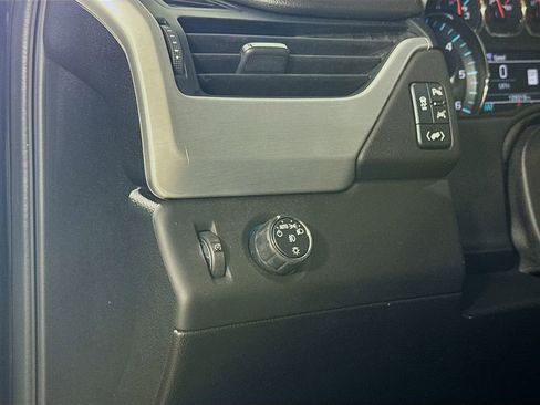 Used 2019 GMC Yukon XL SLT w/ Open Road Package RWD image 10