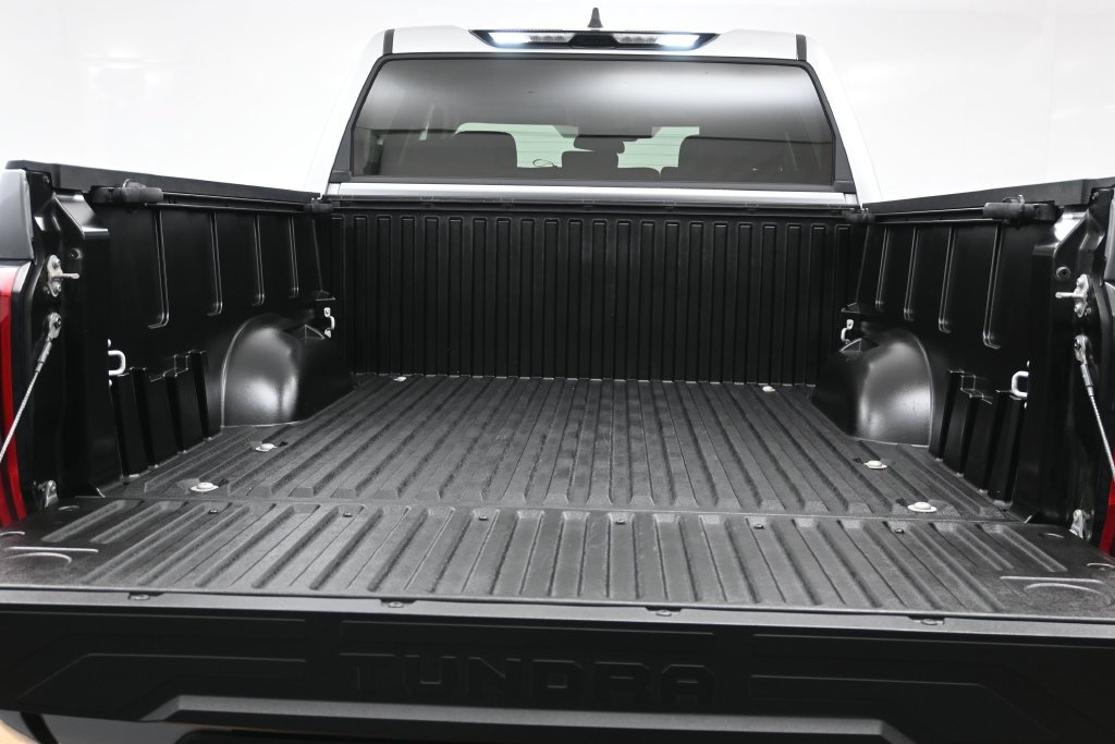 Used 2024 Toyota Tundra SR5 w/ SR5 Convenience Package AWD/4WD image 8