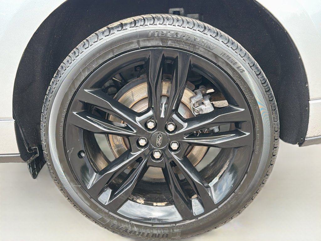 Used 2020 Ford Edge ST w/ Equipment Group 401A AWD/4WD image 35