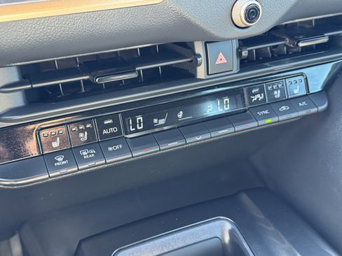 Used 2025 Toyota Crown image 20