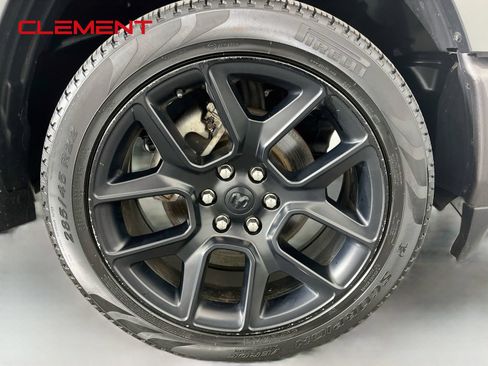 Used 2023 RAM 1500 Laramie AWD/4WD image 39