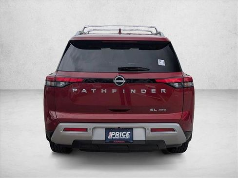 Used 2022 Nissan Pathfinder SL AWD/4WD image 6