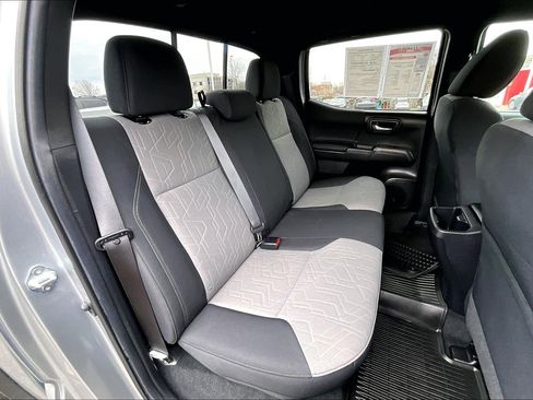 Used 2023 Toyota Tacoma TRD Off-Road image 24