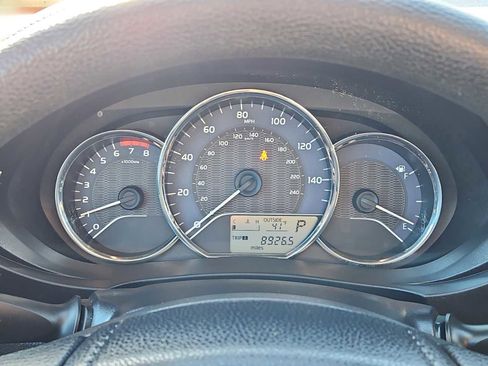 Used 2015 Toyota Corolla LE image 25