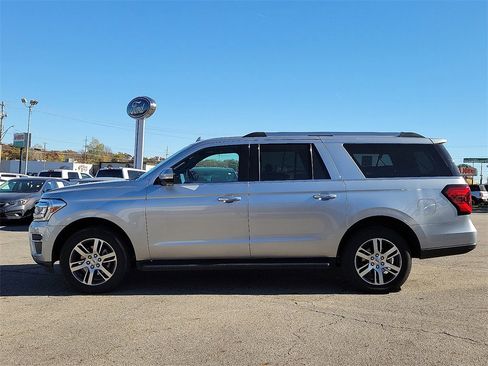 Used 2024 Ford Expedition Max Limited image 3