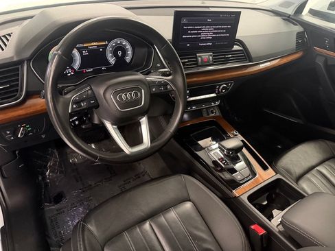 Used 2021 Audi Q5 e Premium Plus w/ Premium Plus Package AWD/4WD image 11
