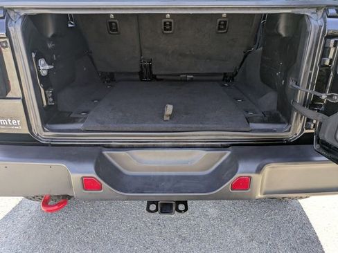 Used 2025 Jeep Wrangler Unlimited Rubicon AWD/4WD image 28