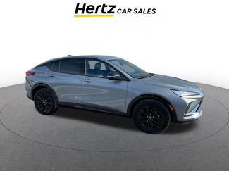 Used 2025 Buick Envista Sport Touring video 1