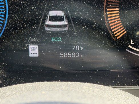 Used 2025 Hyundai Sonata SEL FWD image 28