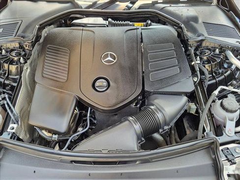 Used 2023 Mercedes-Benz C 300 4MATIC Sedan image 24