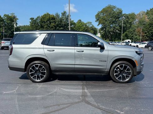Used 2025 Chevrolet Tahoe RST w/ Comfort Package AWD/4WD image 10
