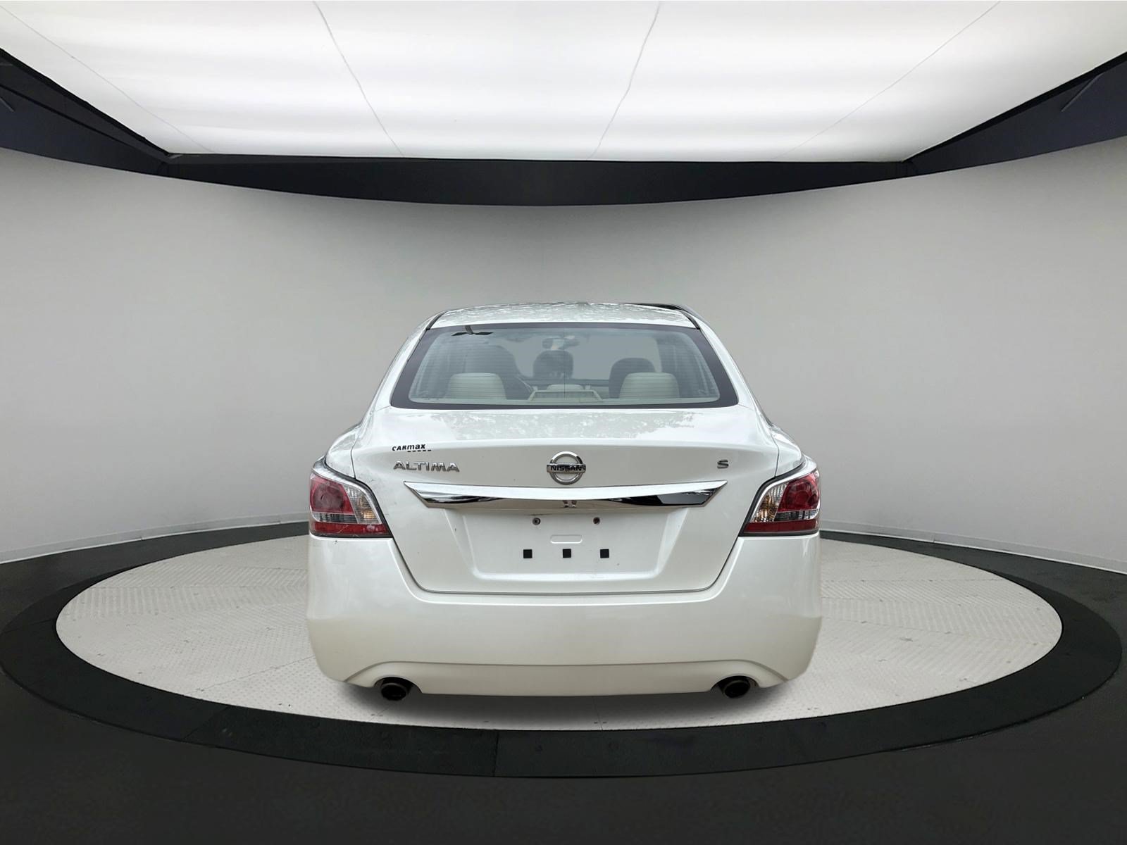 Used 2015 Nissan Altima 2.5 S w/ Power Driver Seat Package FWD image 6