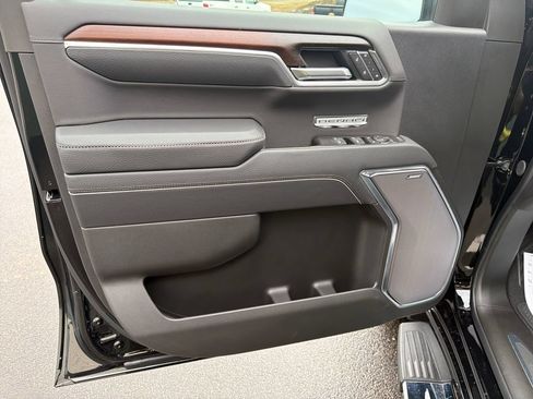 New 2026 GMC Sierra 1500 Denali AWD/4WD image 13