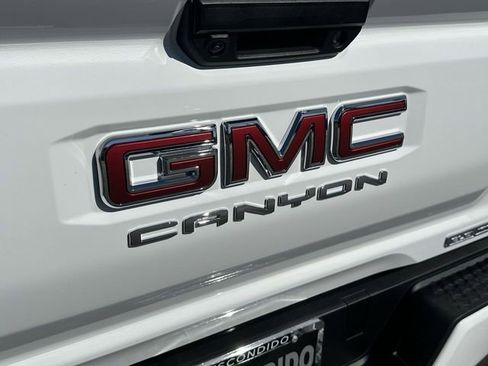 New 2026 GMC Canyon Elevation w/ Convenience Package image 31
