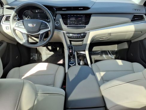 Used 2023 Cadillac XT5 Premium Luxury AWD/4WD image 17