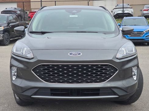 Used 2020 Ford Escape SEL image 8