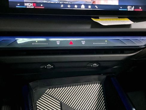 Certified 2025 BMW X3 xDrive30i w/ Premium Package image 34