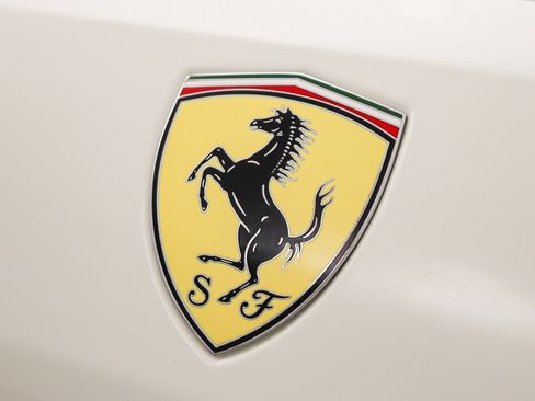 Used 2017 Ferrari California T RWD image 39