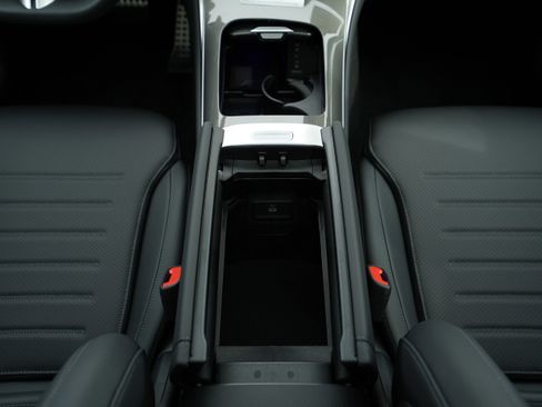 New 2026 Mercedes-Benz GLC 300 4MATIC image 29