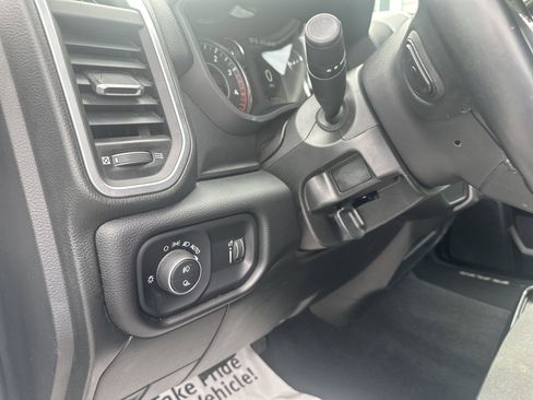 Used 2024 RAM 2500 Big Horn image 33