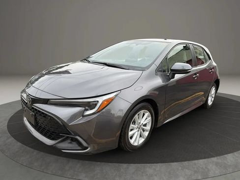 Used 2023 Toyota Corolla SE FWD image 1