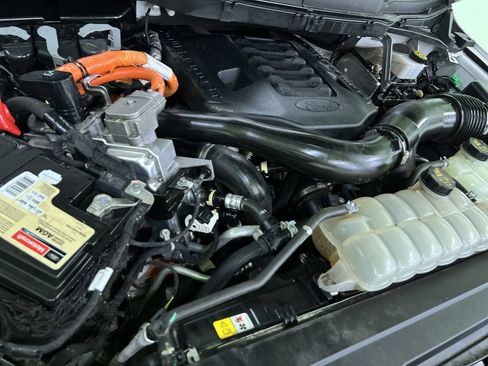 Used 2021 Ford F150 Limited AWD/4WD image 31