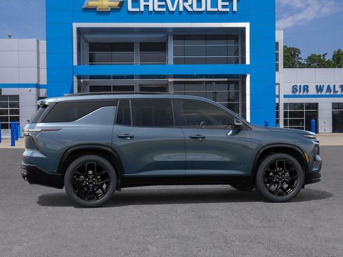 New 2026 Chevrolet Traverse RS image 5