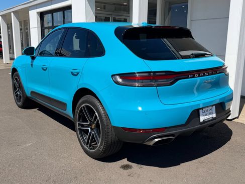 Used 2019 Porsche Macan w/ Premium Package AWD/4WD image 3