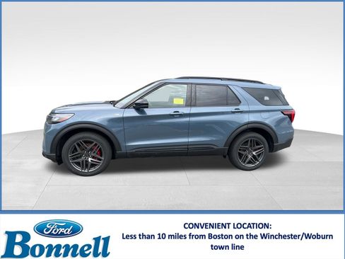 New 2026 Ford Explorer ST-Line w/ ST-Line Street Pack image 2