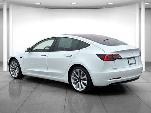 Used 2018 Tesla Model 3 Long Range image 5