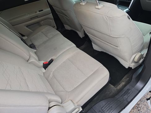 Used 2015 Ford Explorer FWD image 12