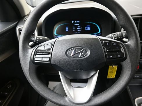 Certified 2023 Hyundai Venue SE image 24