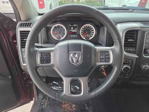 Used 2021 RAM 1500 Classic SLT AWD/4WD image 31