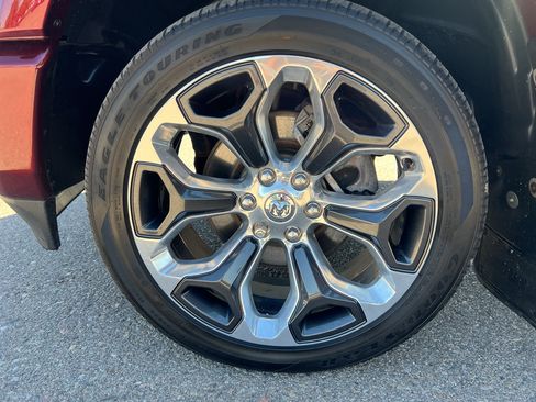Used 2019 RAM 1500 Limited AWD/4WD image 18