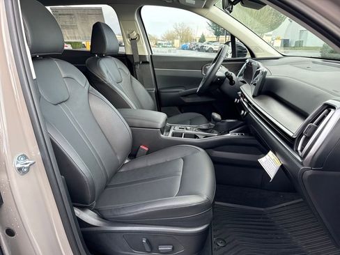 New 2025 Kia Sorento X-Line EX image 11