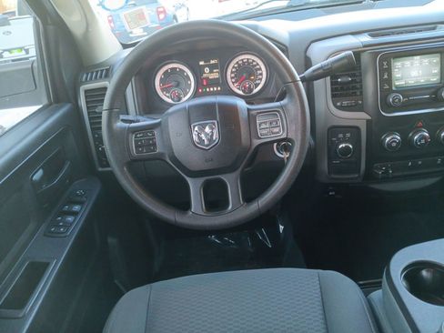 Certified 2016 RAM 2500 Tradesman w/ Chrome Appearance Group image 17