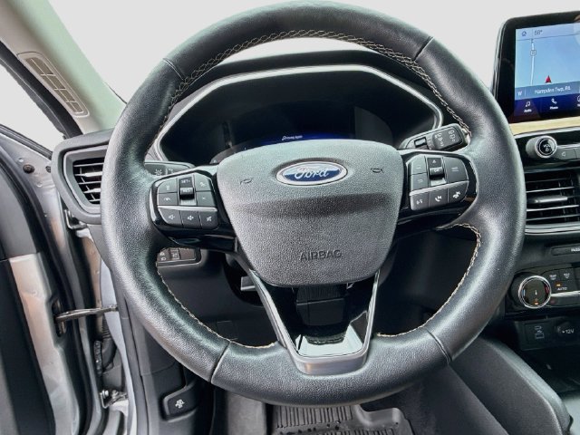 Certified 2022 Ford Escape Titanium w/ Titanium Elite Package AWD/4WD image 14