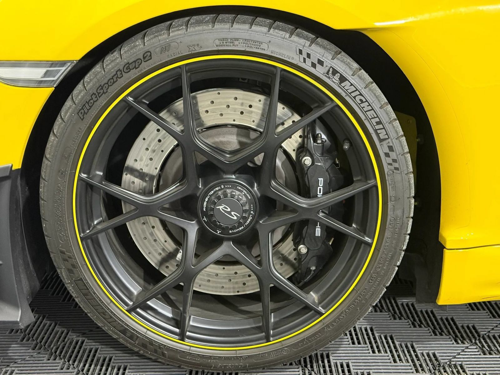Used 2023 Porsche 718 Cayman GT4 RS w/ Weissach Package RWD image 21